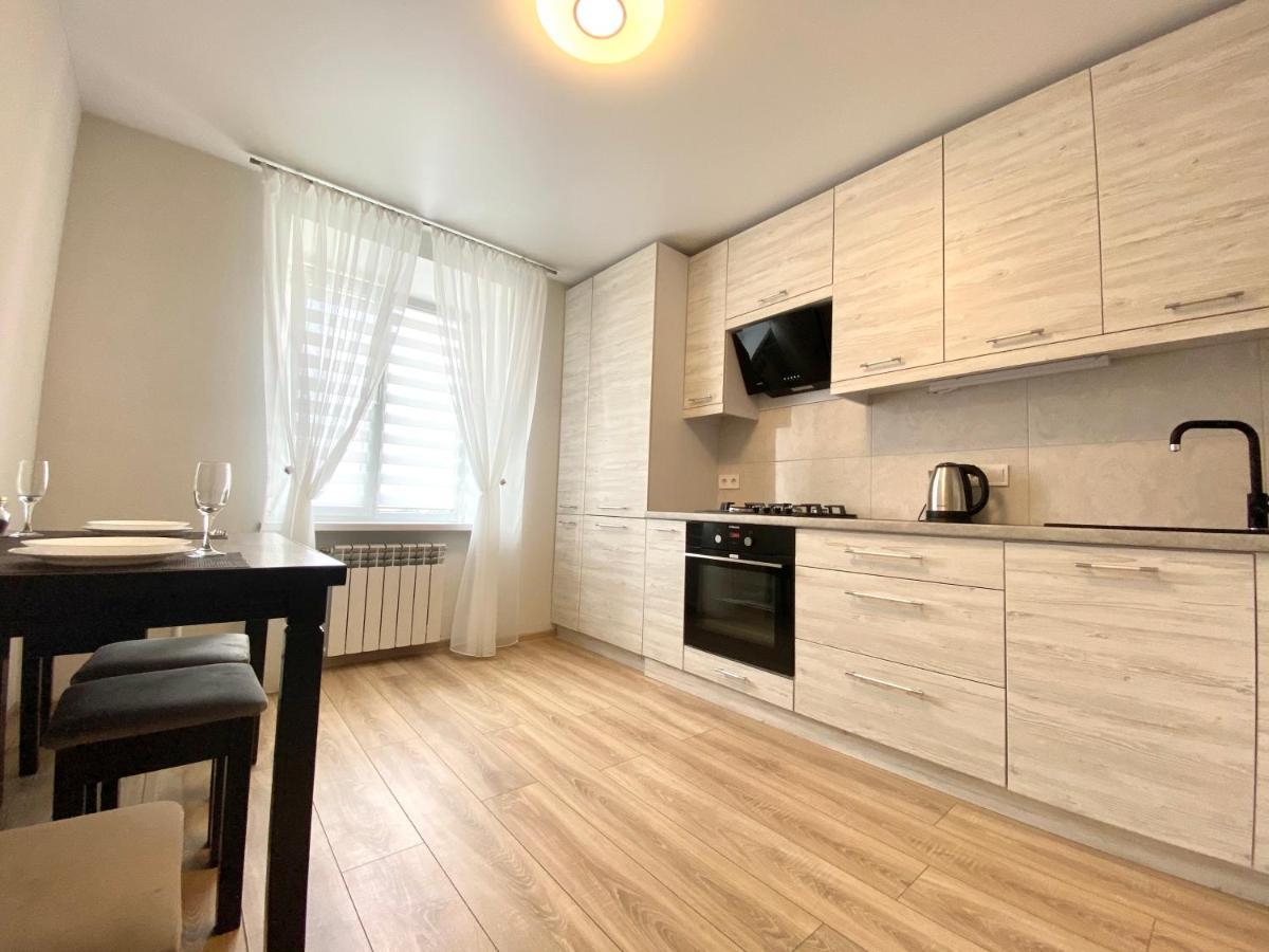 Apartpoltava Стильні 2-Кімн Апартаменти Біля Пд "Листопад" Закрита Парковка, Чек Прро Zewnętrze zdjęcie